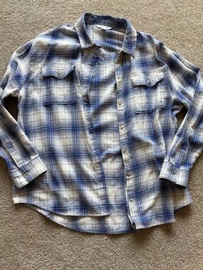 Women’s Old Navy Blue and White Plaid Button-Down Shirt